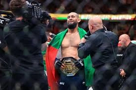 LAST HOPE! Chael Sonnen Says Sean Strickland Is the ONLY Thing Standing Between Khamzat Chimaev and the UFC Belt!